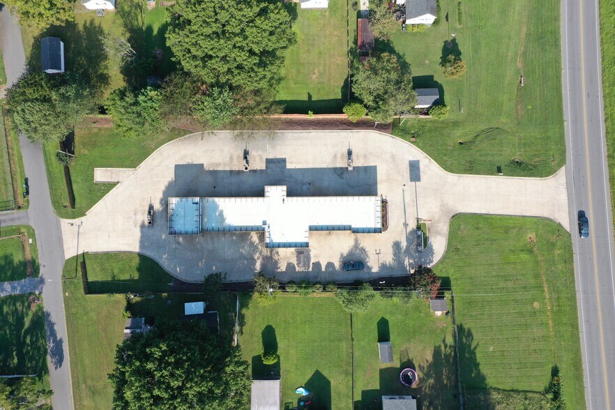 More Photos Of 382 Warren C Coleman blvd, Concord Carwash For Sale