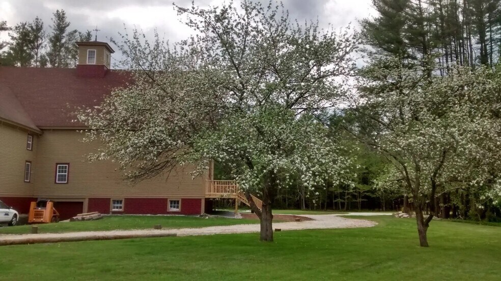 More Photos Of 164 Mayville Rd, Bethel Hospitality For Sale