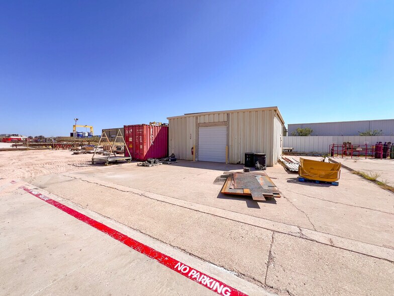 More Photos Of 1105 S Grandview Ave, Odessa Industrial For Sale