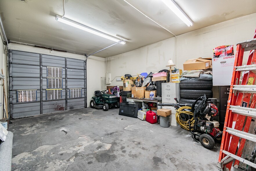 More Photos Of 4615 N 34th St, Tampa Warehouse For Sale