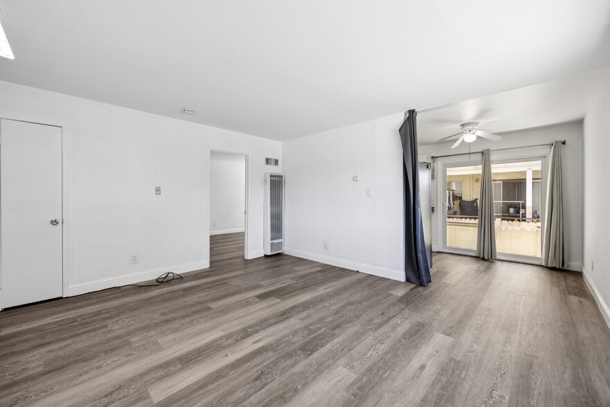 More Photos Of 263 La Pala Dr, San Jose Apartments For Sale