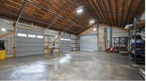 More Photos Of 2083 Locust Hill Rd, Greer Distribution For Sale