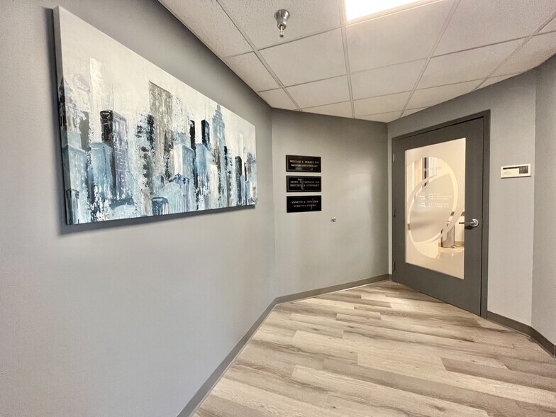 More Photos Of 2591 Miamisburg-Centerville Rd, Dayton Medical For Sale