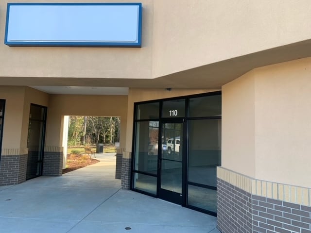 More Photos Of 5447 Yadkin Rd, Fayetteville Storefront For Lease