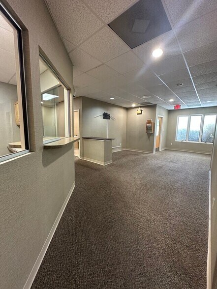 More Photos Of 200 Professional Park Dr SE, Blacksburg Medical For Sale