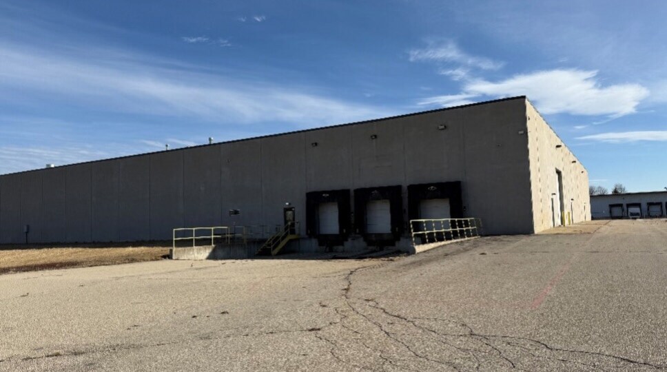 More Photos Of 4501 Tompkins Dr, Madison Warehouse For Lease