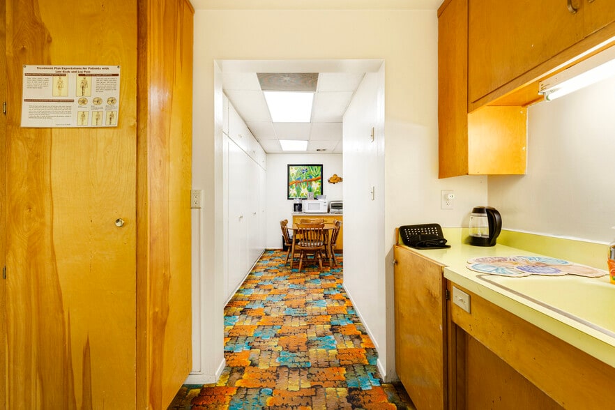 More Photos Of 3480 Live Oak St, Huntington Park Medical For Sale