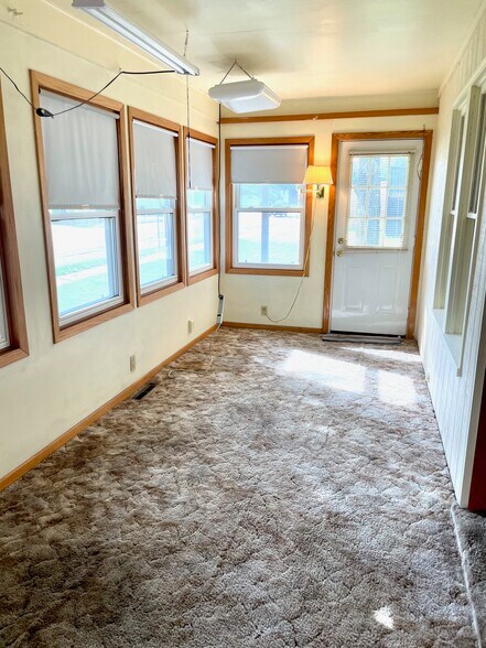 More Photos Of 2003 Broadway St S, Menomonie Storefront Retail Residential For Sale