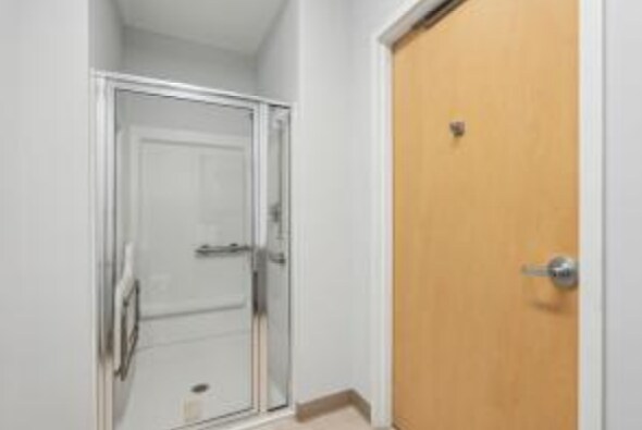 More Photos Of 710 Johnnie Dodds Blvd, Mount Pleasant Medical For Sale
