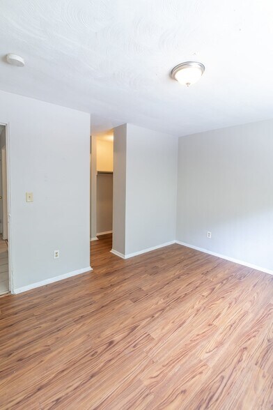 More Photos Of 650 Straight St, Cincinnati Apartments For Sale