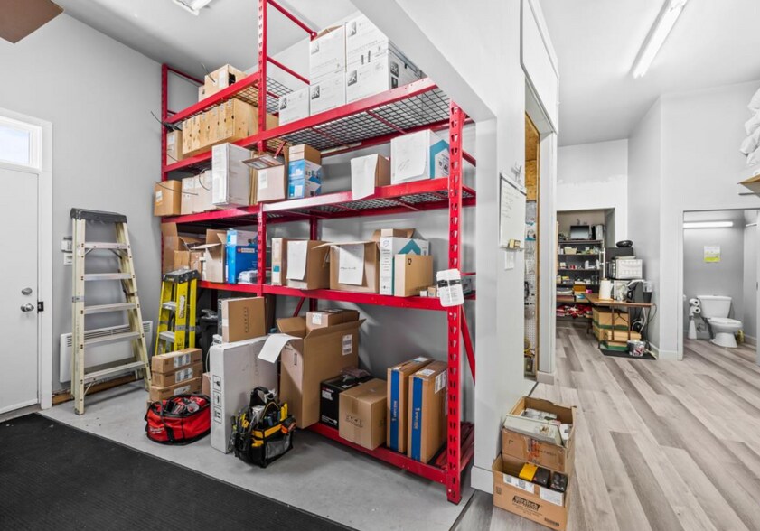More Photos Of 34-36 Rue Saint-Jude S, Granby General Retail For Lease