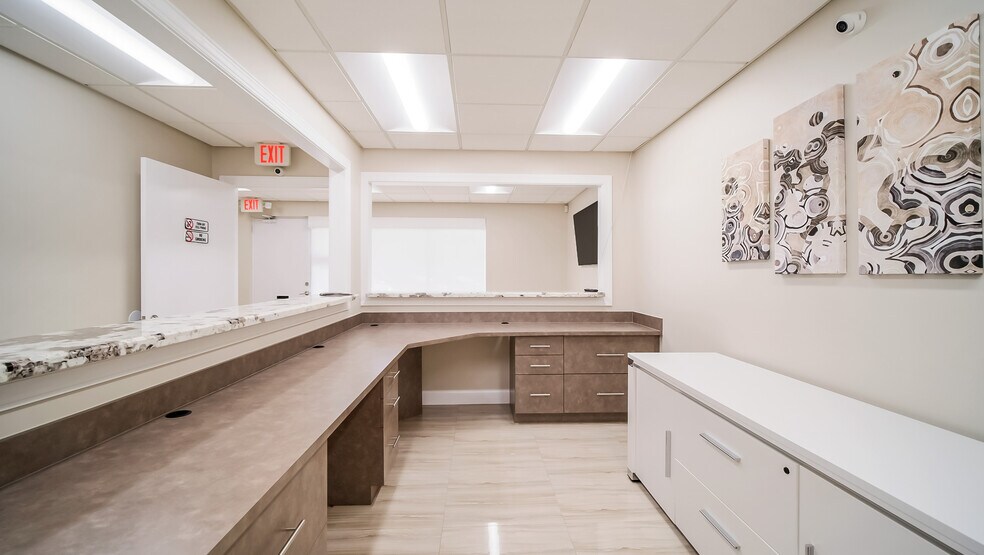 More Photos Of 201 N University Dr, Plantation Medical For Sale