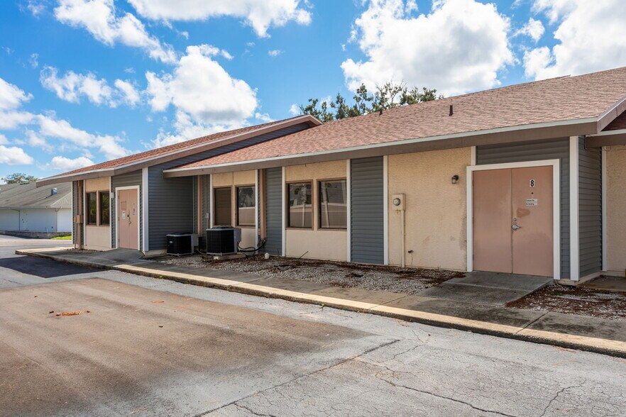 More Photos Of 12029 Majestic Blvd, Hudson Office For Lease