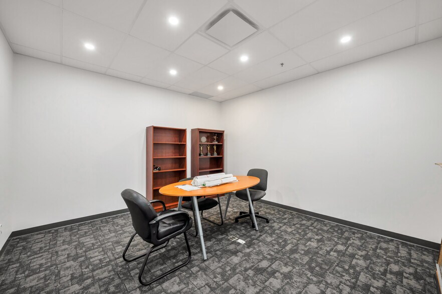 More Photos Of 17750 65A Av, Surrey Showroom For Sale