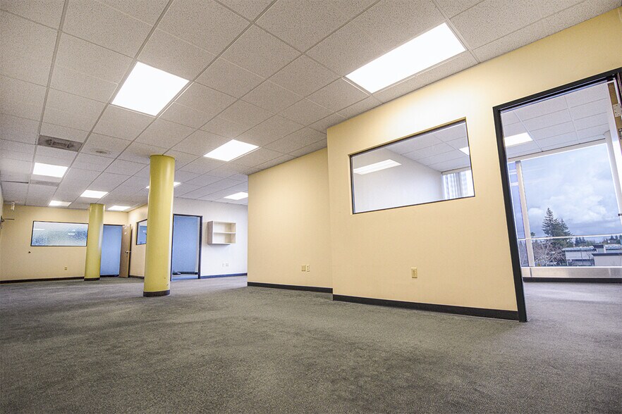 More Photos Of 2277 Watt Ave, Sacramento Office For Lease