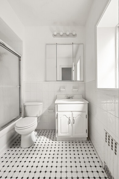 More Photos Of 192-194 Union St, Brooklyn Apartments For Sale