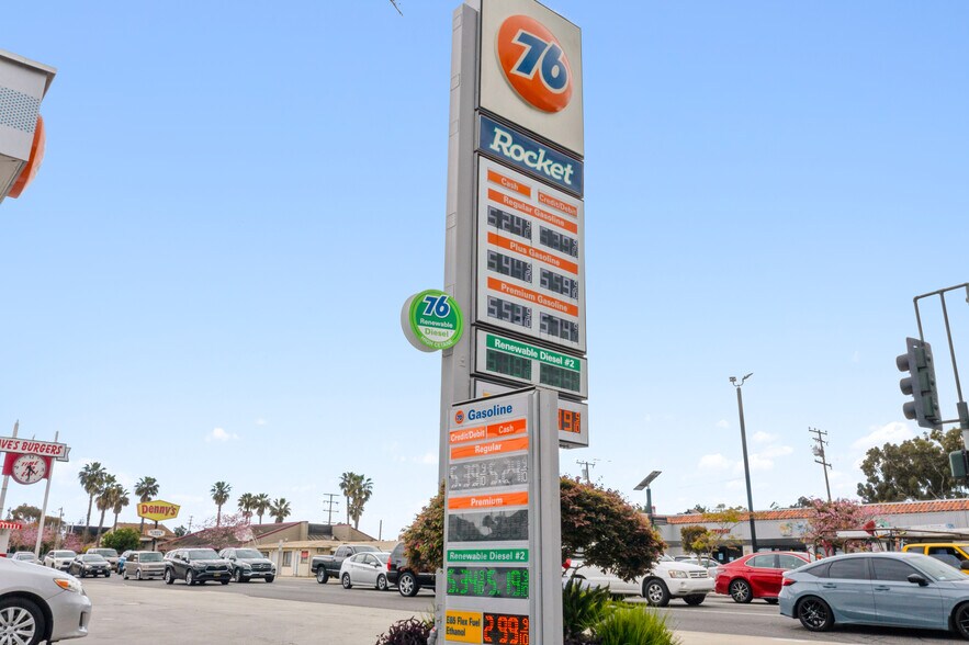 More Photos Of 3396 Atlantic Ave, Long Beach Service Station For Sale