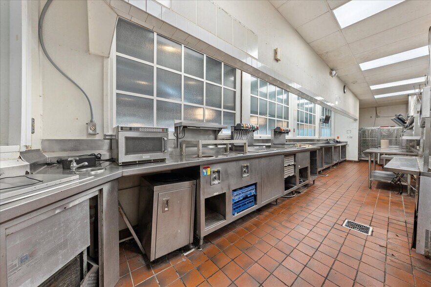 More Photos Of 1202 Murfreesboro Rd, Franklin Restaurant For Lease