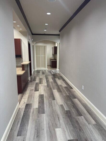 More Photos Of 6300 Stonewood Dr, Plano Medical For Sale