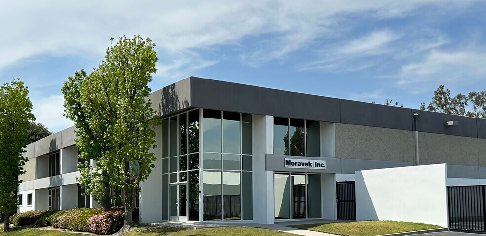 More Photos Of 380 Cliffwood Park St, Brea Warehouse For Sale