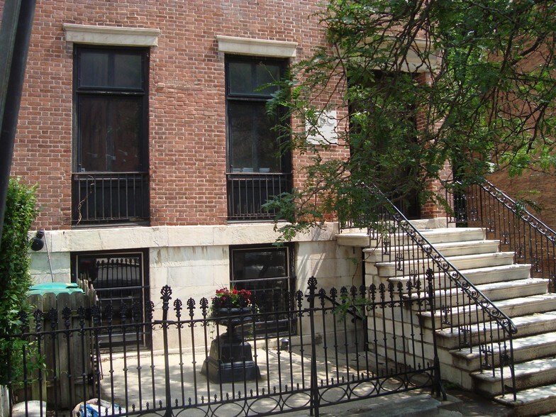 More Photos Of 87 Columbia St, Albany Apartments For Lease