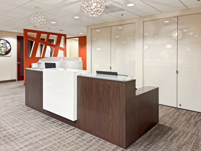 More Photos Of 111 SW 5th Ave, Portland Coworking Space