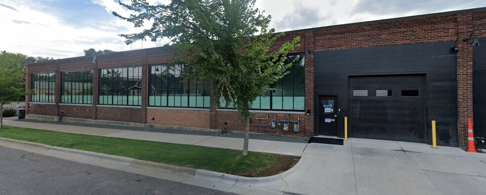 Primary Photo Of 1911 Jefferson St NE, Saint Anthony Manufacturing For Lease