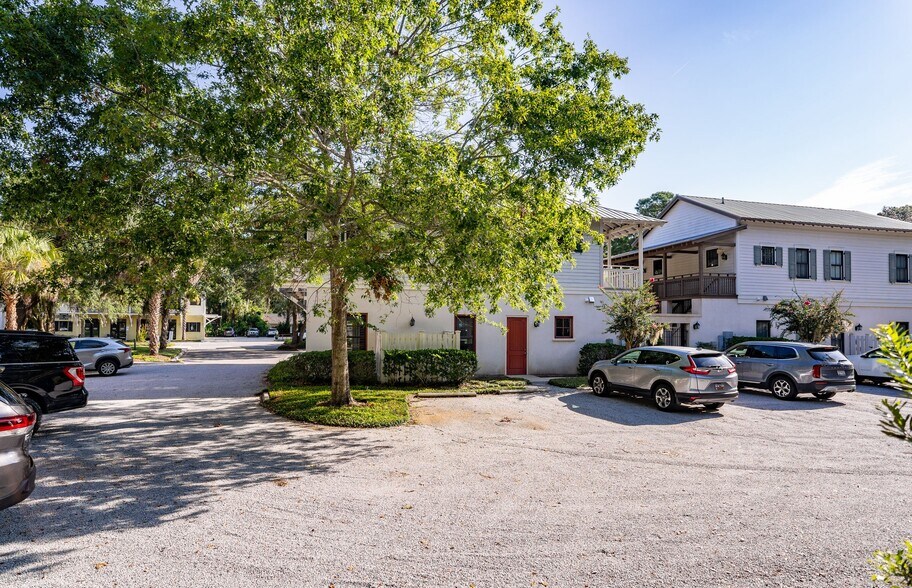 More Photos Of 12 Celadon Dr, Beaufort Storefront Retail Office For Sale