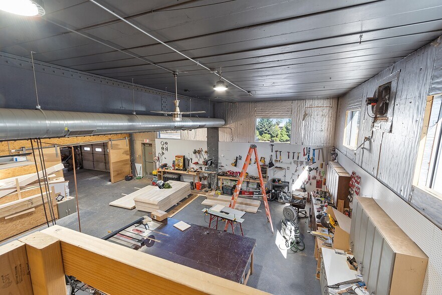 More Photos Of 260-276 Lynnway, Lynn Manufacturing For Sale