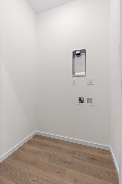 More Photos Of 1602 N Central St, Knoxville Apartments For Sale
