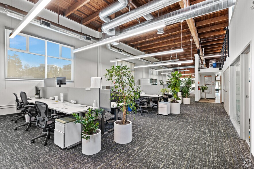 More Photos Of 699 Veterans Blvd, Redwood City Office For Lease
