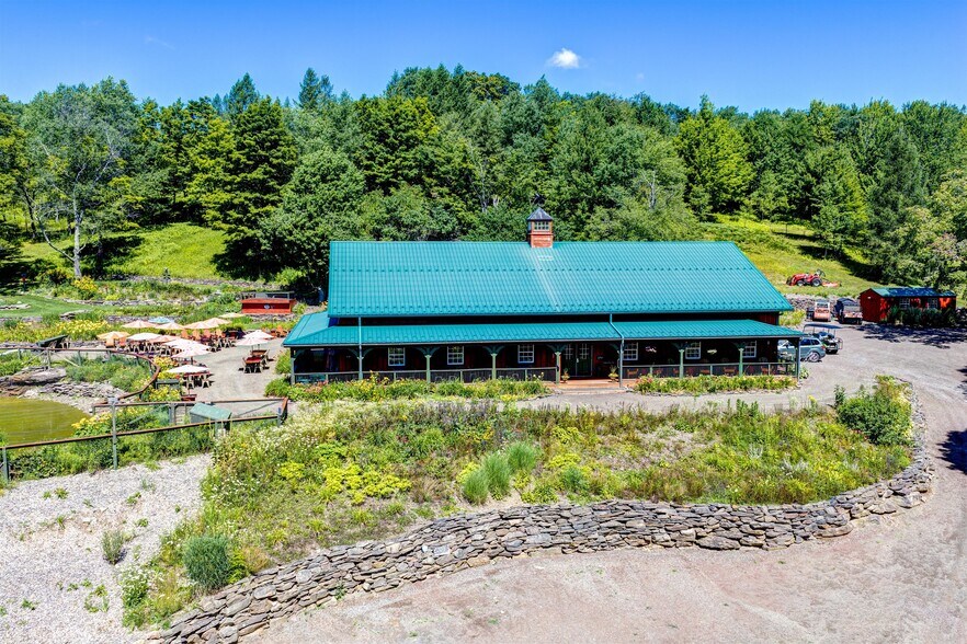 More Photos Of 304 Sutherland Rd, East Meredith Lodge Meeting Hall For Sale