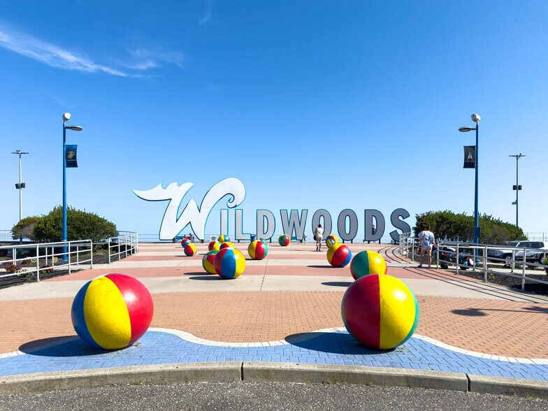 More Photos Of 5100 Atlantic Ave, Wildwood Hotel For Sale