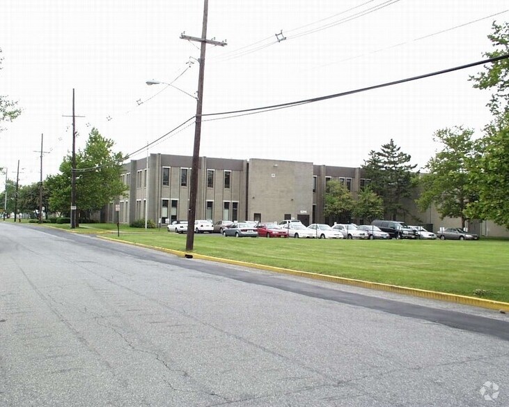 More Photos Of 65 Railroad Ave, Ridgefield Flex For Lease