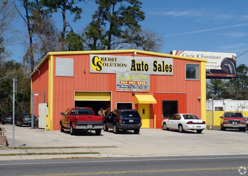 More Photos Of 5013 Park St, Jacksonville Auto Repair For Sale