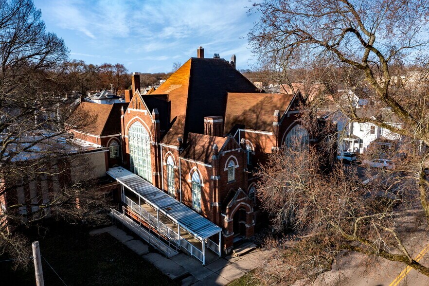 More Photos Of 531 W Ash St, Piqua Religious Facility For Sale