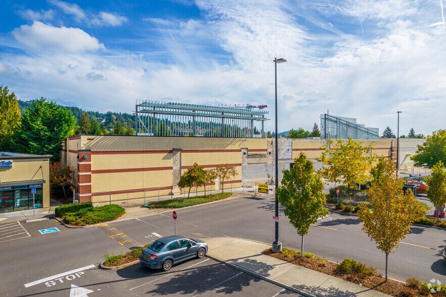 More Photos Of 9600 SE 82nd Ave, Portland General Retail For Sale