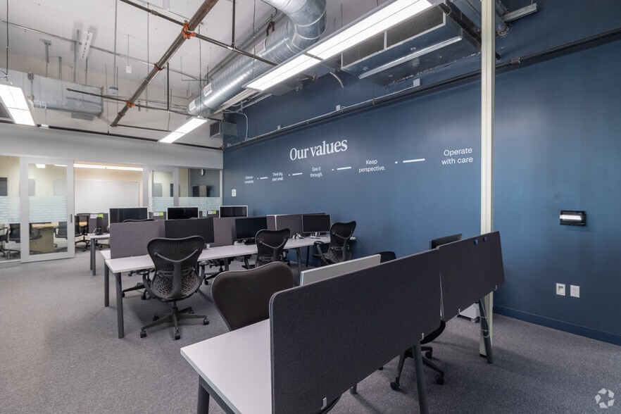 More Photos Of 500 Rutherford Ave, Charlestown Office For Lease