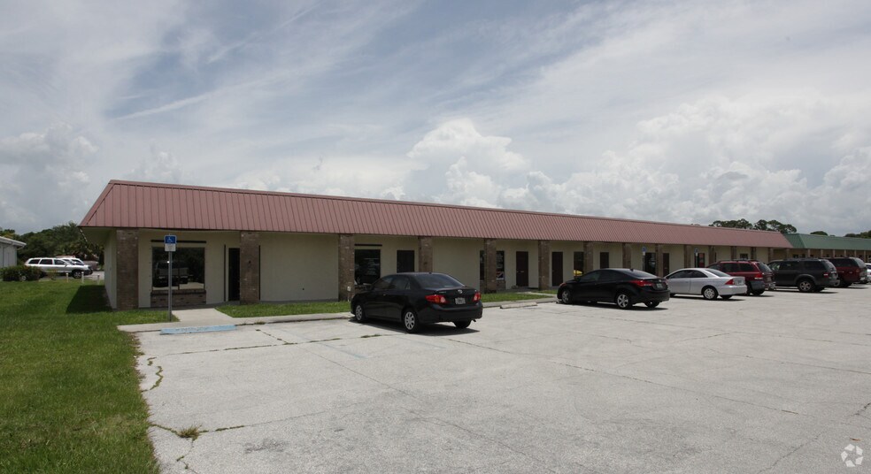 More Photos Of 101-113 NE 19th Dr, Okeechobee Medical For Lease