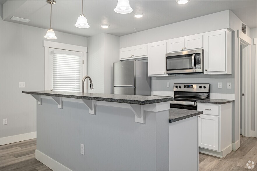 More Photos Of 5018 Hamlet Ln, Caldwell Apartments For Sale