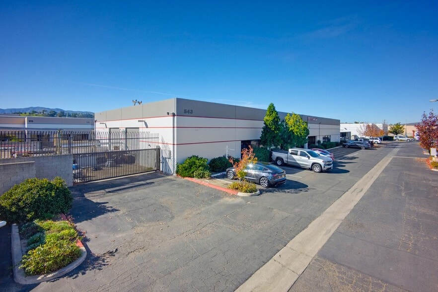 More Photos Of 543 Birch St, Lake Elsinore Warehouse For Sale
