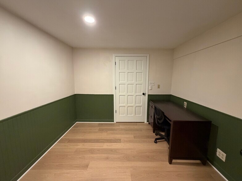 More Photos Of 1507 N Main St, Franklin Medical For Sale