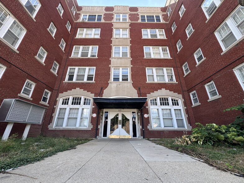 More Photos Of 631 S 4th St, Springfield Apartments For Sale