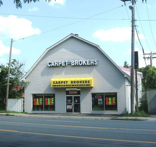 Primary Photo Of 226 Mohawk St, Herkimer Freestanding For Sale