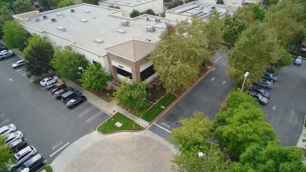 More Photos Of 170 E Arrow Hwy, San Dimas Office For Sale