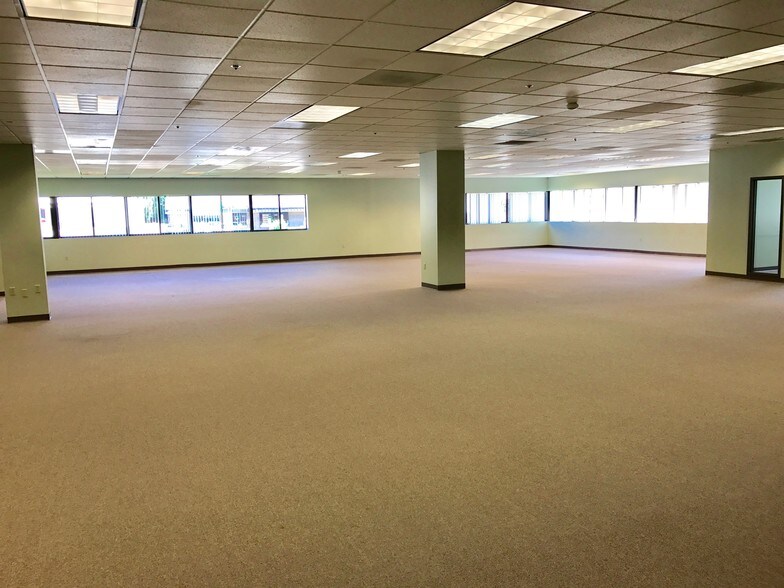 More Photos Of 436 Amherst St, Nashua Medical For Lease