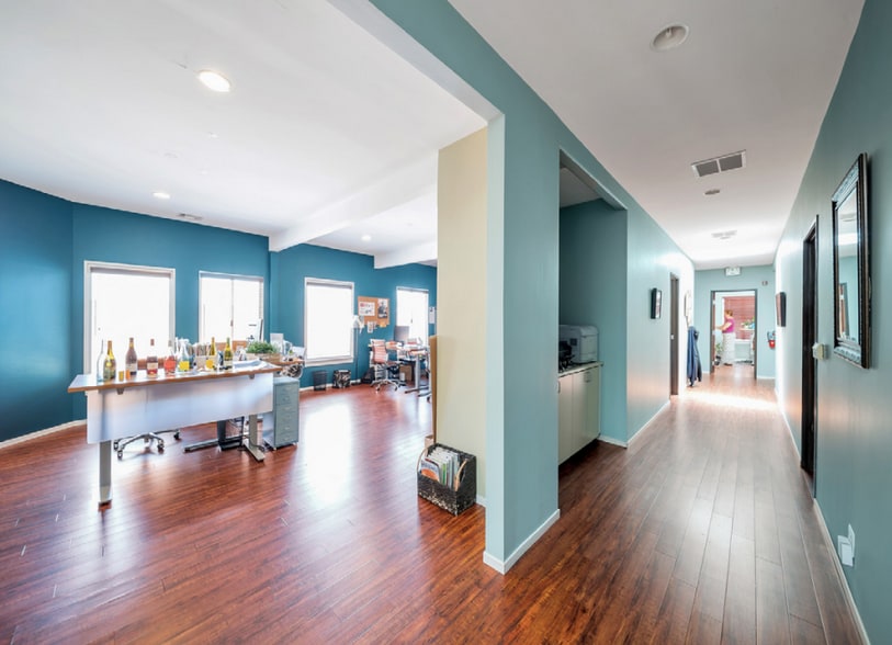 More Photos Of 9426-9432 Washington Blvd, Culver City Loft Creative Space For Lease