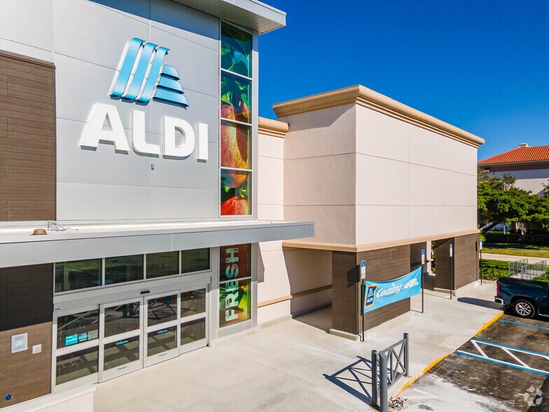 More Photos Of 4901 N Federal Hwy, Boca Raton Storefront For Lease