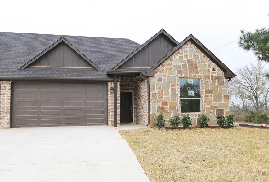 More Photos Of 15542 County Road 178, Tyler Apartments For Sale