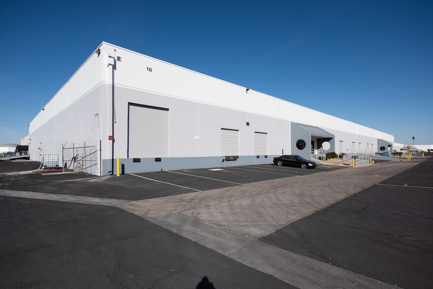 More Photos Of 10 S 48th Ave, Phoenix Unknown For Lease